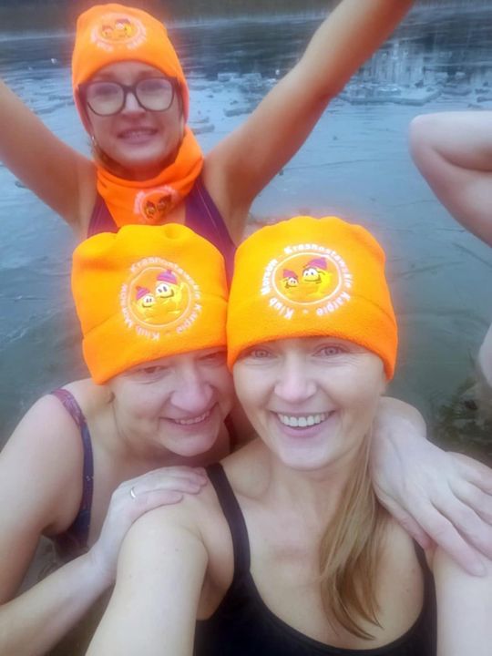 Kolejne udane morsowanie. Krasnostawskie Karpie pływały w Zalewie Tuligłowy [GALERIA ZDJĘĆ]