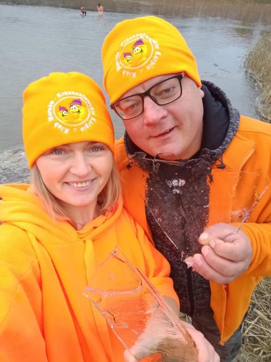 Kolejne udane morsowanie. Krasnostawskie Karpie pływały w Zalewie Tuligłowy [GALERIA ZDJĘĆ]