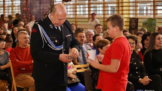 Koncert charytatywny "Razem możemy więcej" w Wierzbicy [GALERIA ZDJĘĆ]