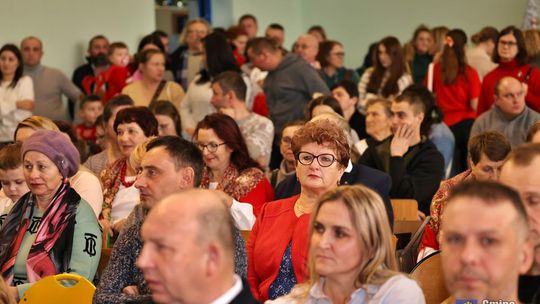 Koncert charytatywny "Razem możemy więcej" w Wierzbicy [GALERIA ZDJĘĆ]