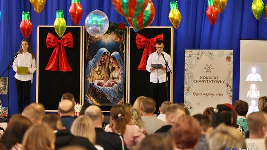 Koncert charytatywny "Razem możemy więcej" w Wierzbicy [GALERIA ZDJĘĆ]