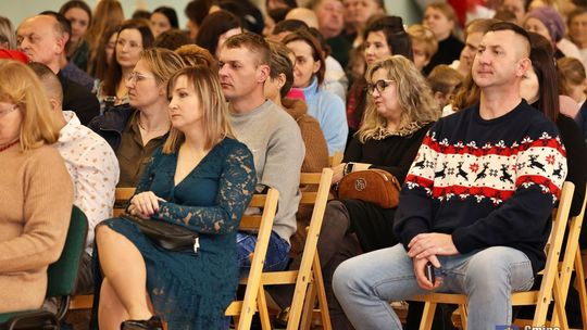 Koncert charytatywny "Razem możemy więcej" w Wierzbicy [GALERIA ZDJĘĆ]