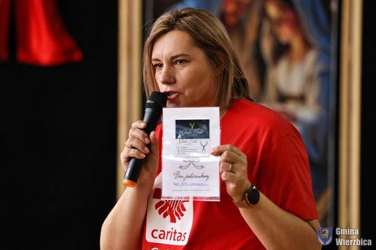 Koncert charytatywny "Razem możemy więcej" w Wierzbicy [GALERIA ZDJĘĆ]