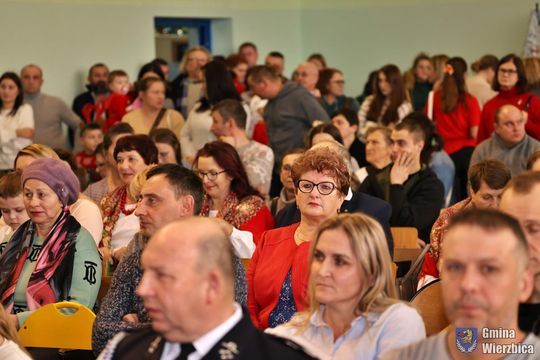 Koncert charytatywny "Razem możemy więcej" w Wierzbicy [GALERIA ZDJĘĆ]