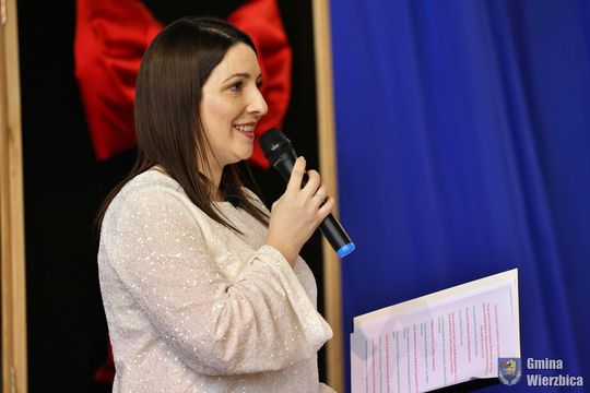 Koncert charytatywny "Razem możemy więcej" w Wierzbicy [GALERIA ZDJĘĆ]