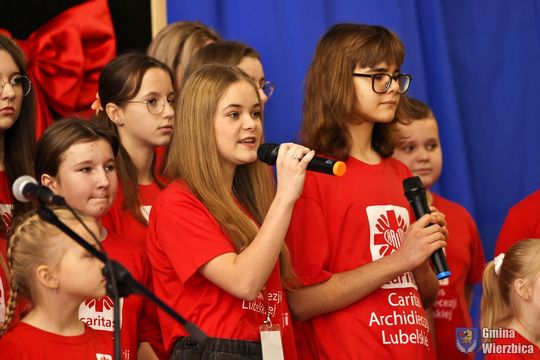 Koncert charytatywny "Razem możemy więcej" w Wierzbicy [GALERIA ZDJĘĆ]