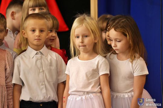 Koncert charytatywny "Razem możemy więcej" w Wierzbicy [GALERIA ZDJĘĆ]