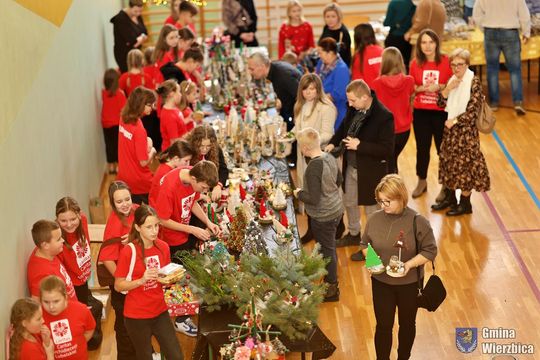 Koncert charytatywny "Razem możemy więcej" w Wierzbicy [GALERIA ZDJĘĆ]