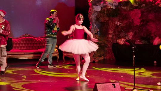 Spektakl uczniów ZST w Chełmie - Jest takie miejsce, jest taki dzień... [GALERIA ZDJĘĆ]