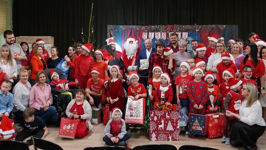 Moc prezentów od naszych SuperMikołajów [GALERIA ZDJĘĆ]