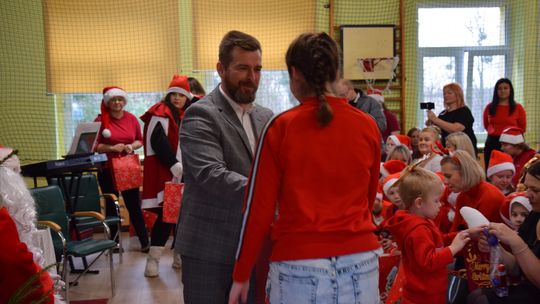 Moc prezentów od naszych SuperMikołajów [GALERIA ZDJĘĆ]