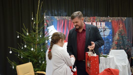 Moc prezentów od naszych SuperMikołajów [GALERIA ZDJĘĆ]