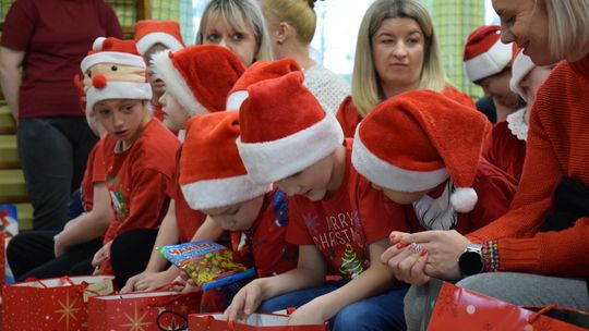 Moc prezentów od naszych SuperMikołajów [GALERIA ZDJĘĆ]