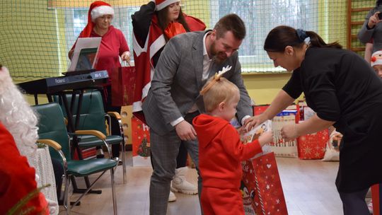 Moc prezentów od naszych SuperMikołajów [GALERIA ZDJĘĆ]