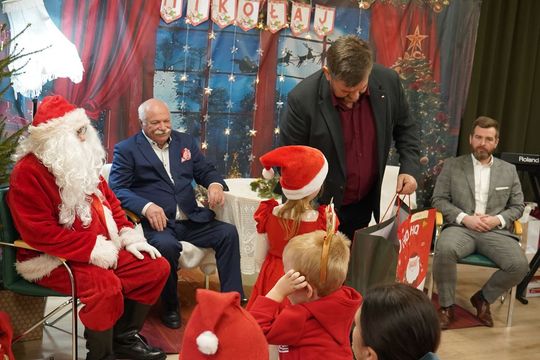Moc prezentów od naszych SuperMikołajów [GALERIA ZDJĘĆ]