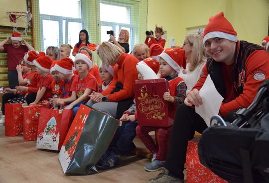 Moc prezentów od naszych SuperMikołajów [GALERIA ZDJĘĆ]