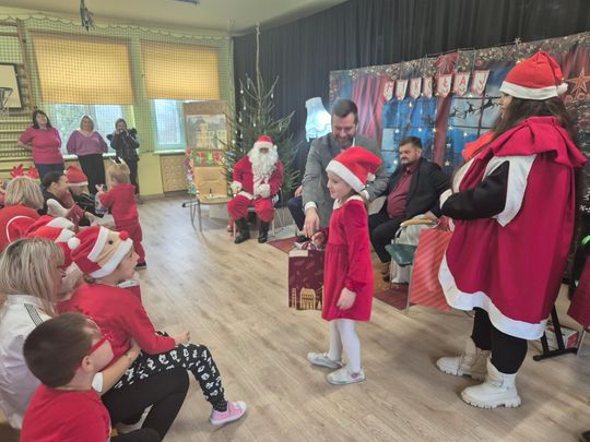 Moc prezentów od naszych SuperMikołajów [GALERIA ZDJĘĆ]