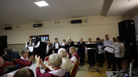 Gm. Rudnik. Wyjątkowa wigilia dla mieszkańców oraz kiermasz bożonarodzeniowy [