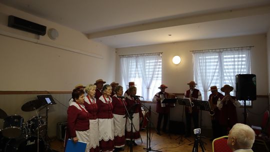 Gm. Rudnik. Wyjątkowa wigilia dla mieszkańców oraz kiermasz bożonarodzeniowy [