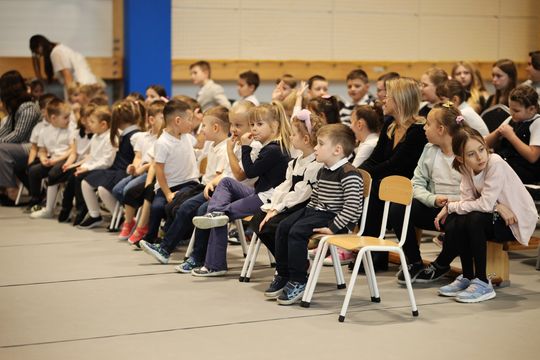 Piękne jasełka w szkole podstawowej w Leśniowicach [GALERIA ZDJĘĆ]