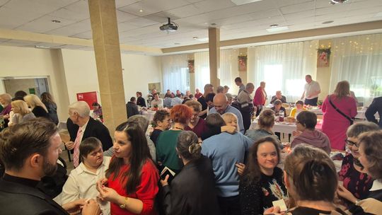 Chełm. Wigilia w Warsztacie Terapii Zajęciowej Caritas [GALERIA ZDJĘĆ]