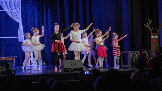 Włodawa. Koncert kolęd z uczniami WDK  [GALERIA ZDJĘĆ]