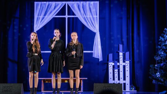 Włodawa. Koncert kolęd z uczniami WDK  [GALERIA ZDJĘĆ]