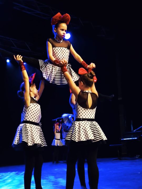 Chełm. Przedświątecznie dla Szymonka. Koncert charytatywny [GALERIA ZDJĘĆ]