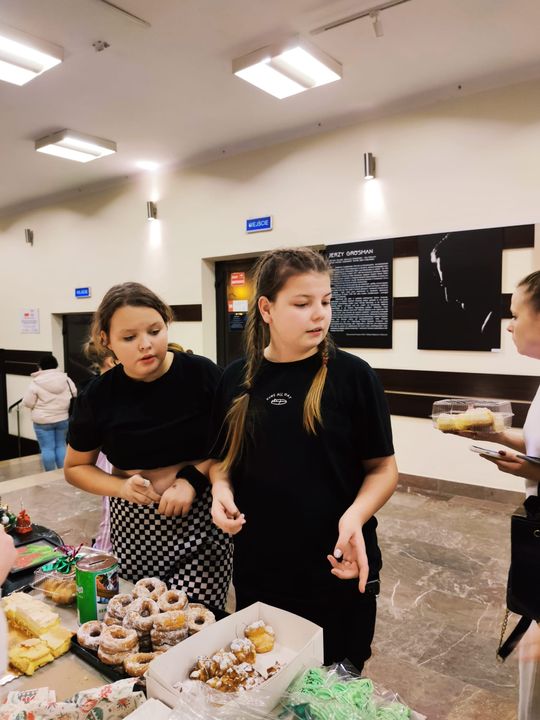 Chełm. Przedświątecznie dla Szymonka. Koncert charytatywny [GALERIA ZDJĘĆ]