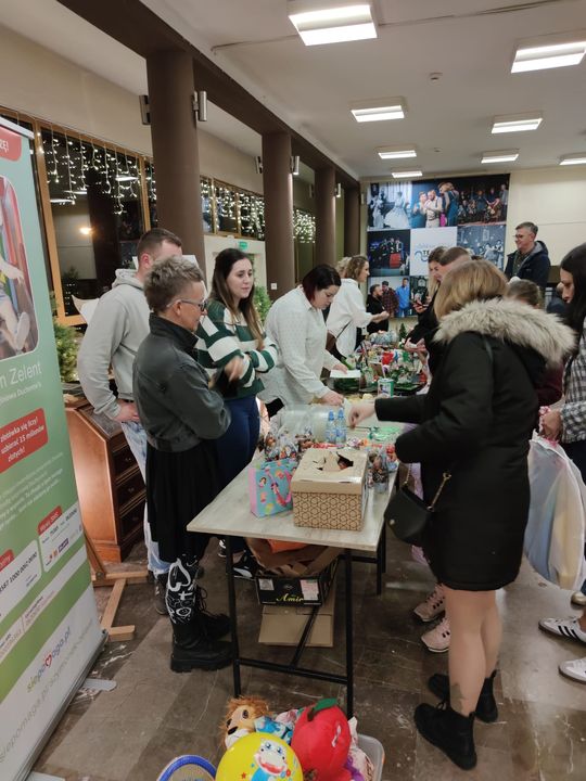 Chełm. Przedświątecznie dla Szymonka. Koncert charytatywny [GALERIA ZDJĘĆ]