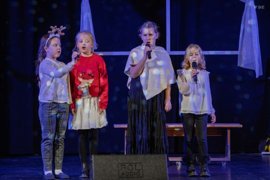 Włodawa. Koncert kolęd z uczniami WDK  [GALERIA ZDJĘĆ]