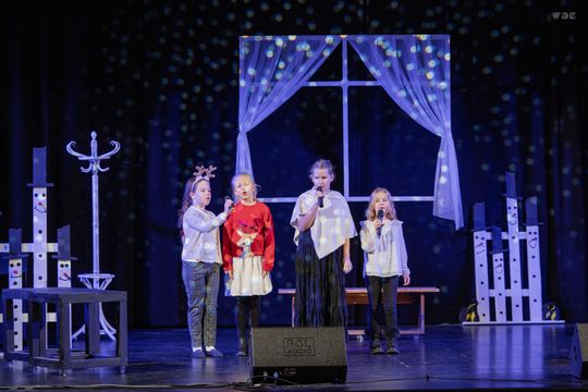 Włodawa. Koncert kolęd z uczniami WDK  [GALERIA ZDJĘĆ]