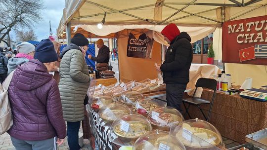 Chełm. Wschodni Jarmark Bożonarodzeniowy [GALERIA ZDJĘĆ]