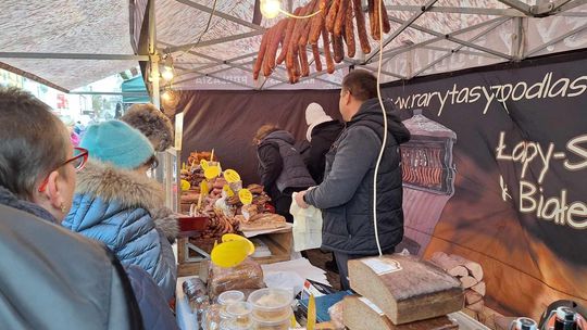 Chełm. Wschodni Jarmark Bożonarodzeniowy [GALERIA ZDJĘĆ]