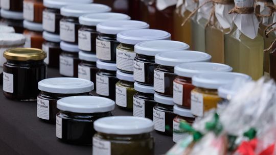 Chełm. Wschodni Jarmark Bożonarodzeniowy [GALERIA ZDJĘĆ]