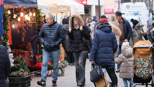 Chełm. Wschodni Jarmark Bożonarodzeniowy [GALERIA ZDJĘĆ]