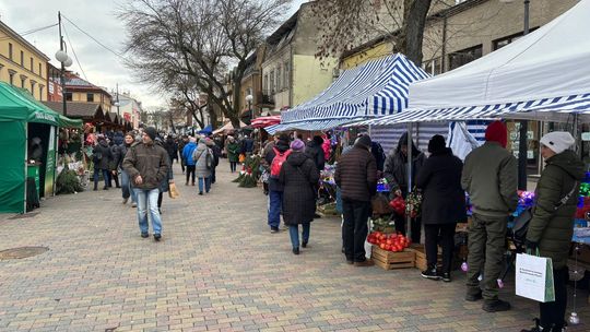 Chełm. Wschodni Jarmark Bożonarodzeniowy [GALERIA ZDJĘĆ]