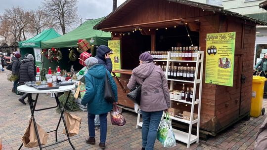 Chełm. Wschodni Jarmark Bożonarodzeniowy [GALERIA ZDJĘĆ]