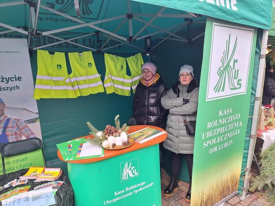 Chełm. Wschodni Jarmark Bożonarodzeniowy [GALERIA ZDJĘĆ]