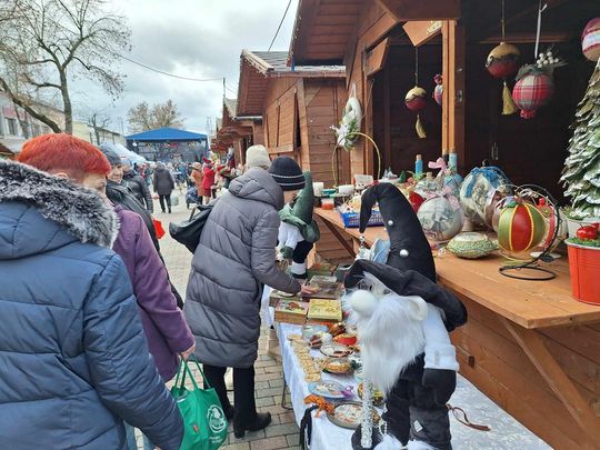 Chełm. Wschodni Jarmark Bożonarodzeniowy [GALERIA ZDJĘĆ]