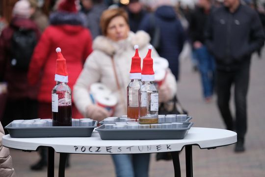 Chełm. Wschodni Jarmark Bożonarodzeniowy [GALERIA ZDJĘĆ]