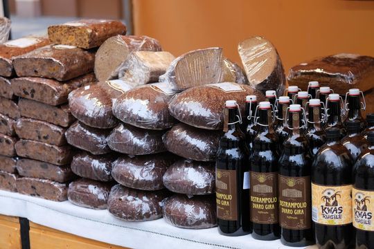 Chełm. Wschodni Jarmark Bożonarodzeniowy [GALERIA ZDJĘĆ]