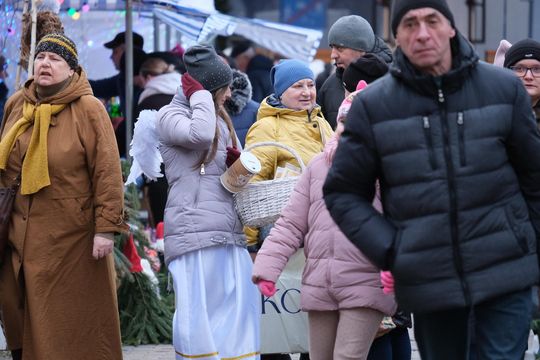 Chełm. Wschodni Jarmark Bożonarodzeniowy [GALERIA ZDJĘĆ]