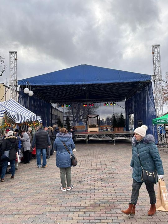 Chełm. Wschodni Jarmark Bożonarodzeniowy [GALERIA ZDJĘĆ]