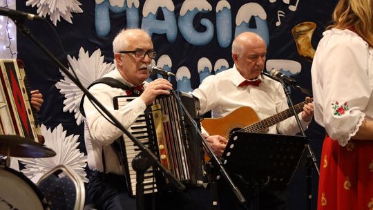 Gm. Leśniowice. III Jarmark Bożonarodzeniowy połączony z koncertem charytatywnym „Gramy dla Neli” [GALERIA ZDJĘĆ]