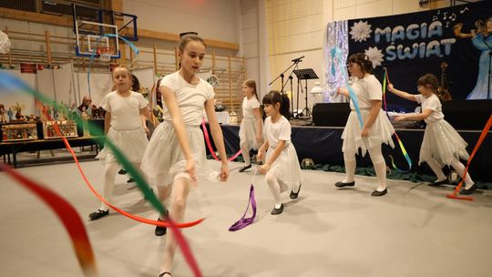 Gm. Leśniowice. III Jarmark Bożonarodzeniowy połączony z koncertem charytatywnym „Gramy dla Neli” [GALERIA ZDJĘĆ]