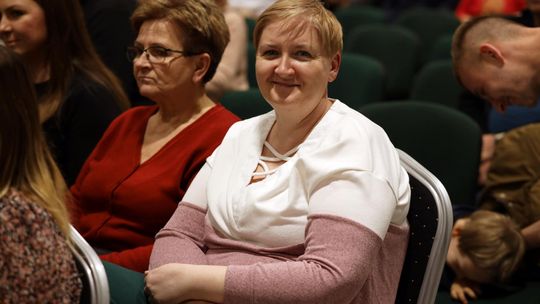 Gm. Leśniowice. III Jarmark Bożonarodzeniowy połączony z koncertem charytatywnym „Gramy dla Neli” [GALERIA ZDJĘĆ]