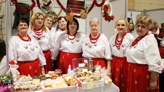 Gm. Leśniowice. III Jarmark Bożonarodzeniowy połączony z koncertem charytatywnym „Gramy dla Neli” [GALERIA ZDJĘĆ]