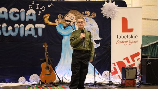 Gm. Leśniowice. III Jarmark Bożonarodzeniowy połączony z koncertem charytatywnym „Gramy dla Neli” [GALERIA ZDJĘĆ]