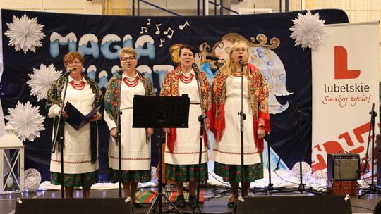 Gm. Leśniowice. III Jarmark Bożonarodzeniowy połączony z koncertem charytatywnym „Gramy dla Neli” [GALERIA ZDJĘĆ]